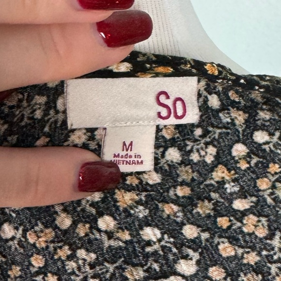 Flower T Shirt - Picture 5 of 6